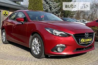 Седан Mazda 3 2016 в Львове