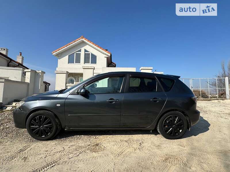 Хэтчбек Mazda 3 2009 в Киеве