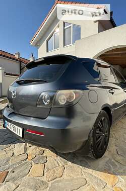 Хэтчбек Mazda 3 2009 в Киеве