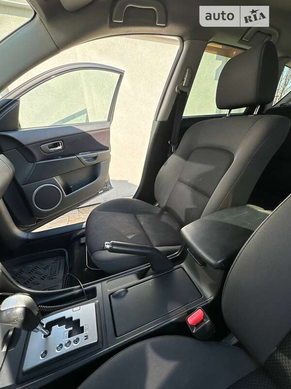 Хэтчбек Mazda 3 2009 в Киеве