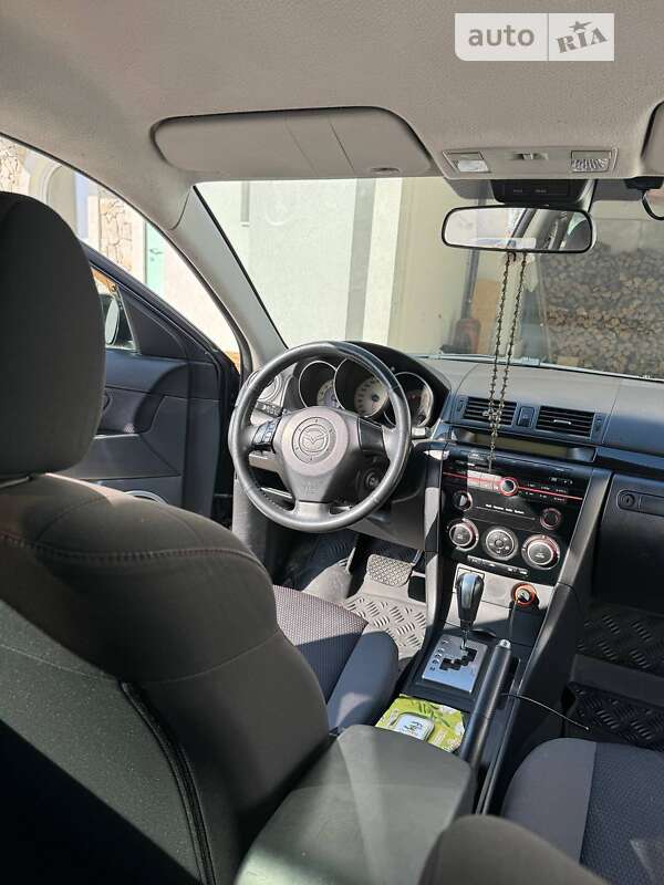 Хэтчбек Mazda 3 2009 в Киеве