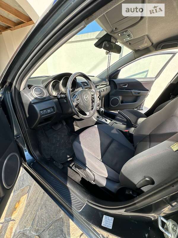 Хэтчбек Mazda 3 2009 в Киеве