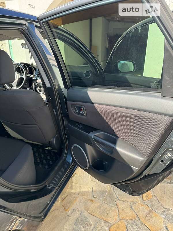 Хэтчбек Mazda 3 2009 в Киеве