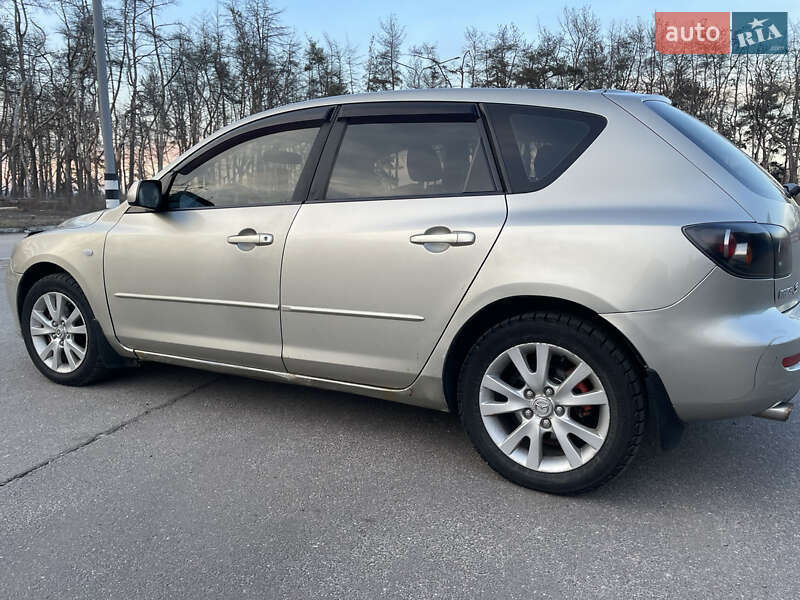 Хэтчбек Mazda 3 2006 в Харькове