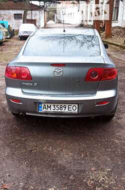 Седан Mazda 3 2004 в Малине