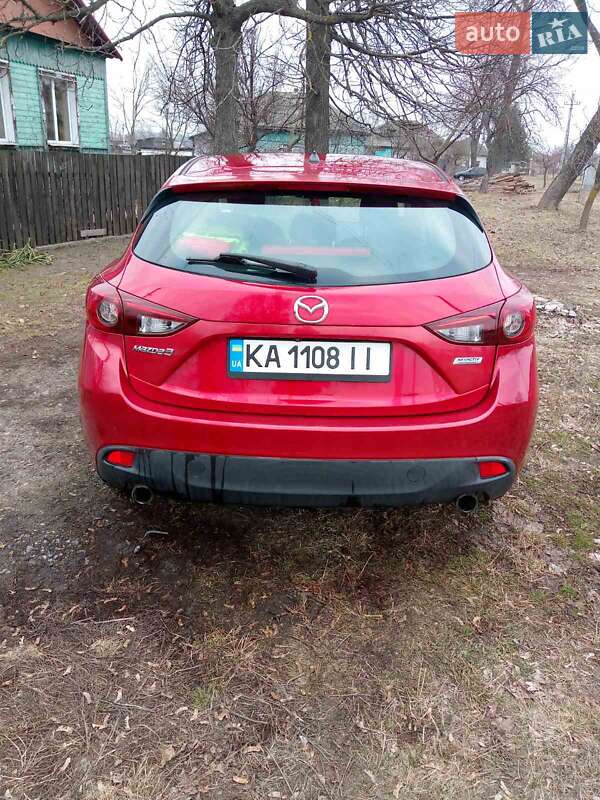 Хэтчбек Mazda 3 2014 в Кролевце