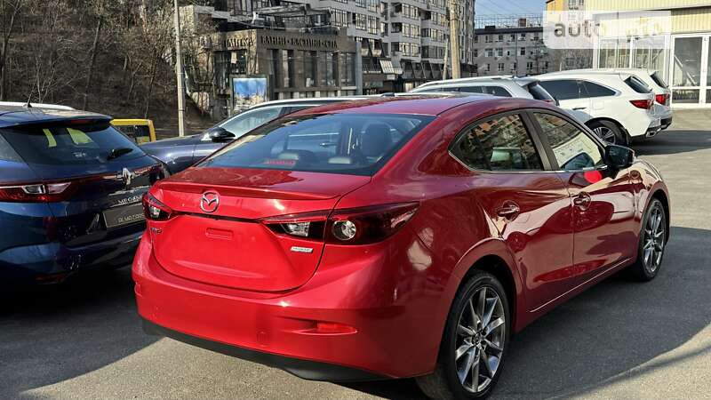 Седан Mazda 3 2017 в Києві