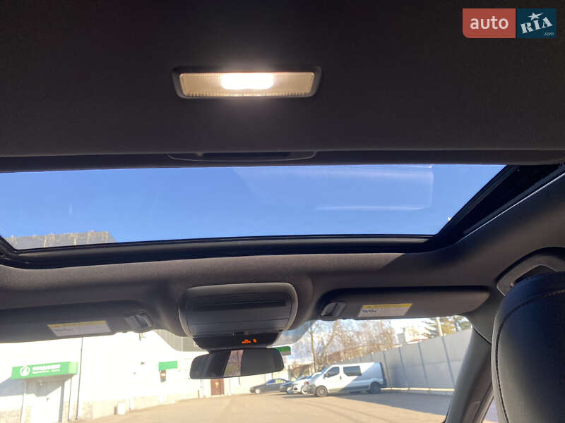 Хэтчбек Mazda 3 2018 в Киеве фото 15 Хэтчбек Mazda 3 2018 в Киеве