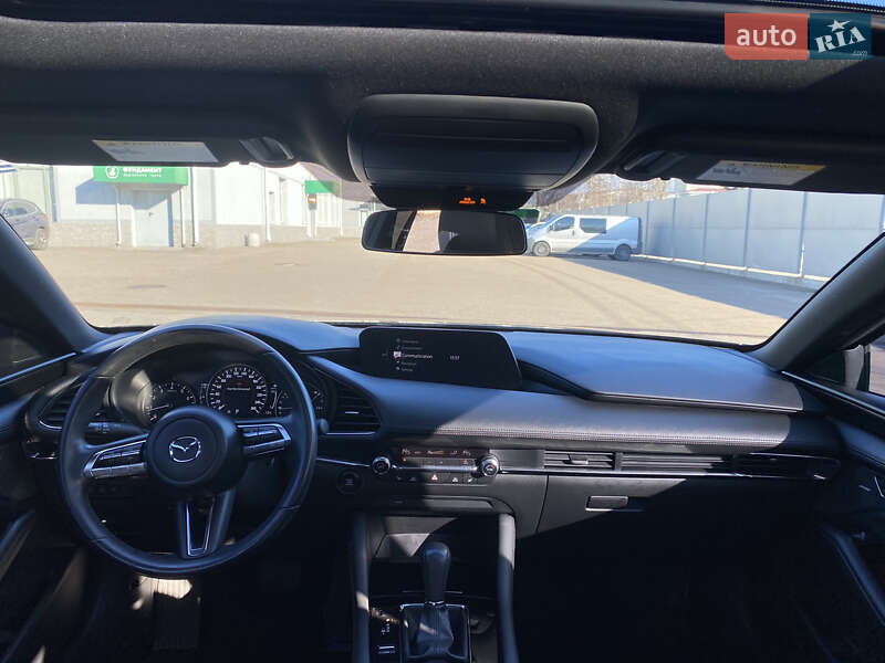 Хэтчбек Mazda 3 2018 в Киеве фото 20 Хэтчбек Mazda 3 2018 в Киеве