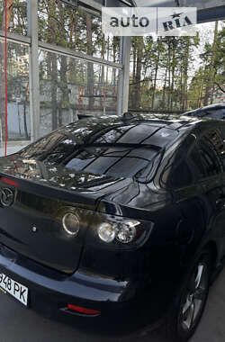 Седан Mazda 3 2006 в Украинке