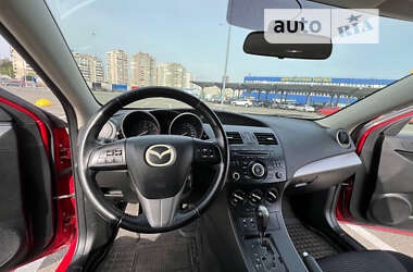 Седан Mazda 3 2012 в Киеве
