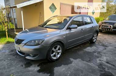 Хэтчбек Mazda 3 2004 в Хусте