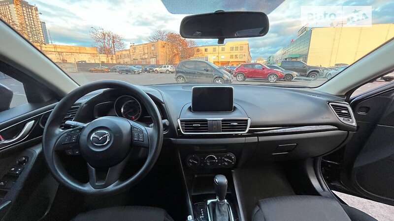 Седан Mazda 3 2016 в Одессе