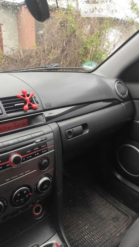 Хетчбек Mazda 3 2007 в Житомирі