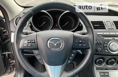 Хэтчбек Mazda 3 2011 в Ровно