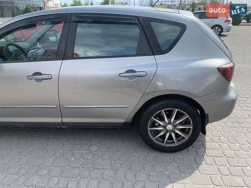 Хэтчбек Mazda 3 2004 в Львове