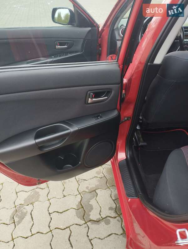 Хэтчбек Mazda 3 2004 в Львове