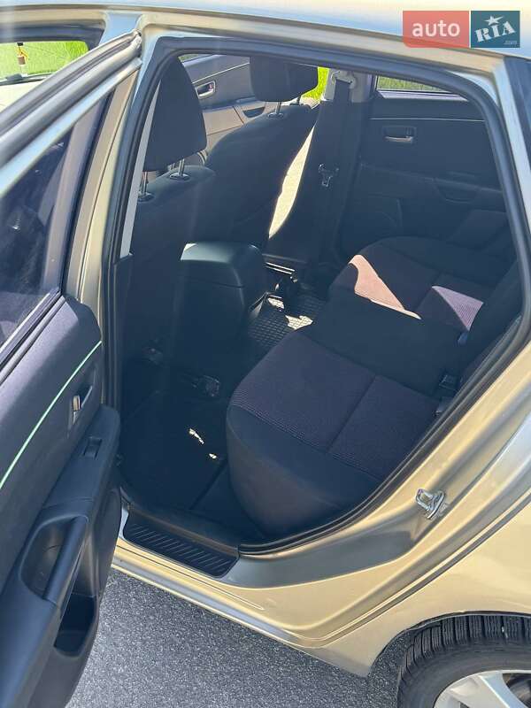 Хетчбек Mazda 3 2004 в Миронівці