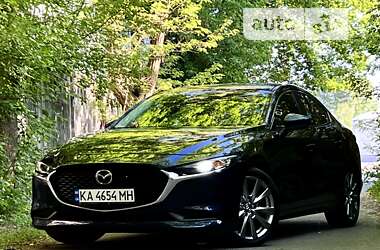 Седан Mazda 3 2020 в Киеве