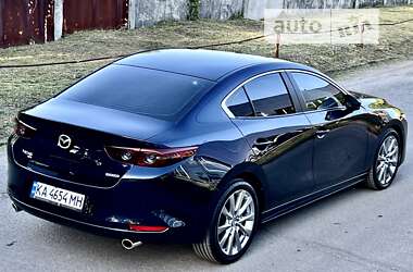 Седан Mazda 3 2020 в Киеве