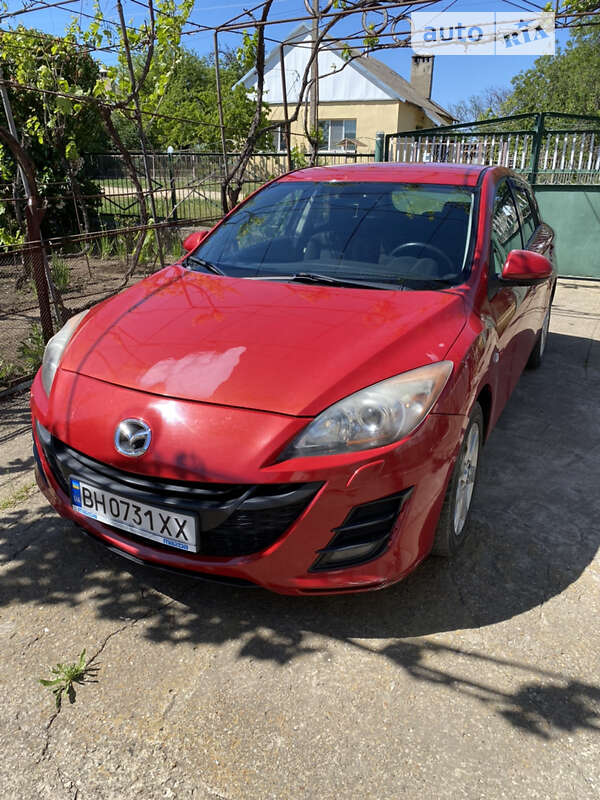 Хэтчбек Mazda 3 2010 в Одессе