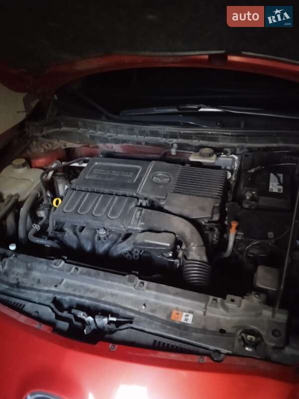 Седан Mazda 3 2010 в Чернигове