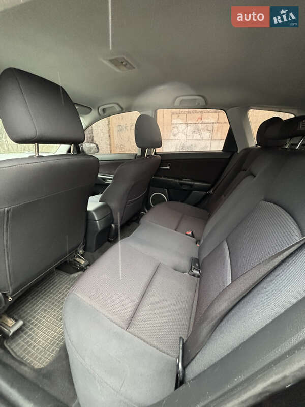 Хэтчбек Mazda 3 2006 в Киеве