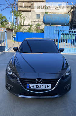 Седан Mazda 3 2015 в Одессе