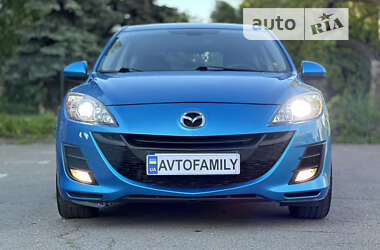 Хэтчбек Mazda 3 2010 в Киеве