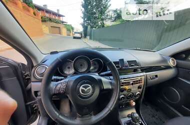 Седан Mazda 3 2006 в Киеве