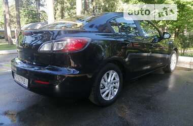 Седан Mazda 3 2011 в Києві