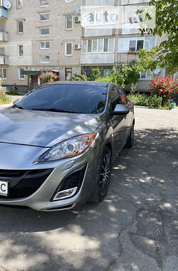 Седан Mazda 3 2010 в Кременчуці