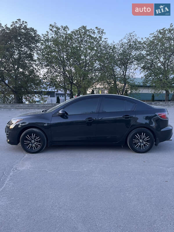 Седан Mazda 3 2010 в Тернополі