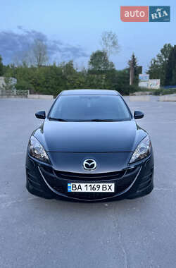 Седан Mazda 3 2010 в Тернополі