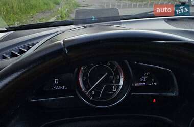 Хетчбек Mazda 3 2014 в Ходореві