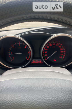 Хэтчбек Mazda 3 2009 в 