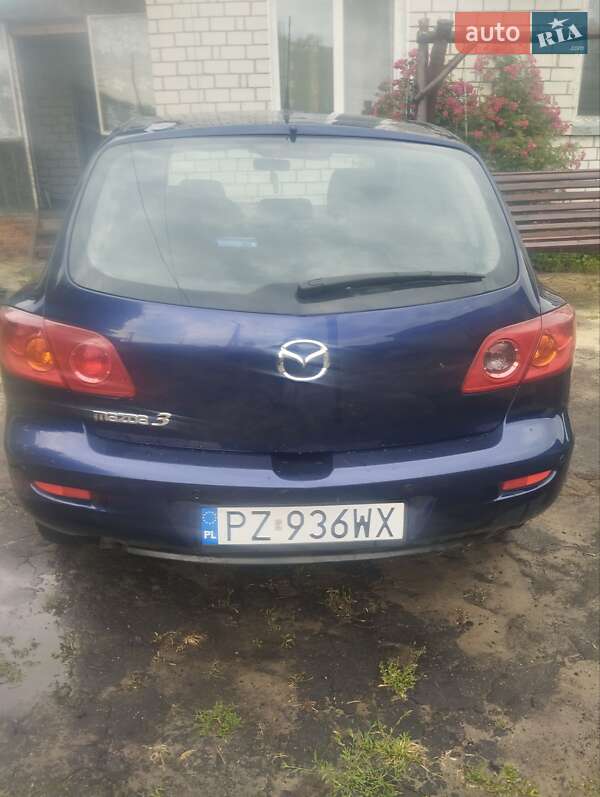 Хэтчбек Mazda 3 2004 в Семеновке