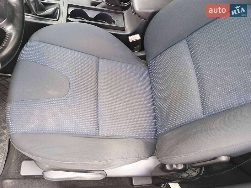 Хетчбек Mazda 3 2004 в Івано-Франківську фото 11 Хетчбек Mazda 3 2004 в Івано-Франківську