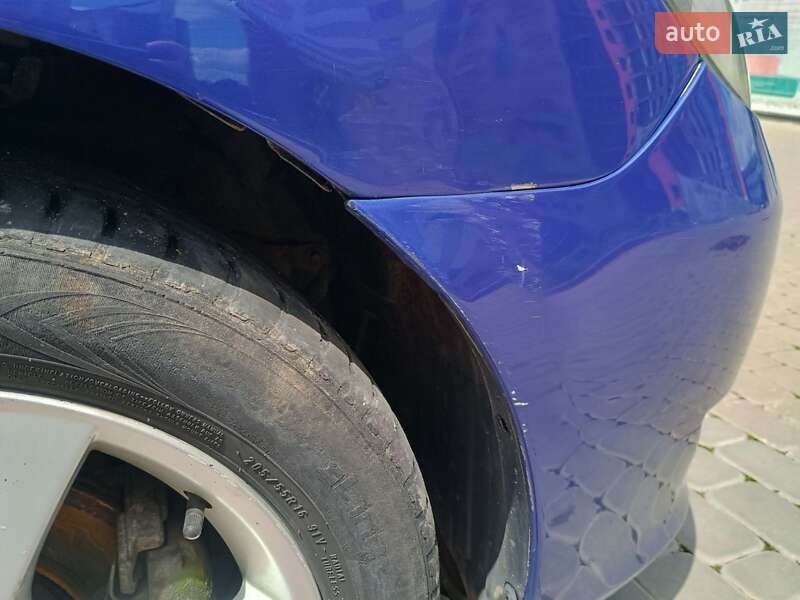 Хетчбек Mazda 3 2004 в Івано-Франківську фото 26 Хетчбек Mazda 3 2004 в Івано-Франківську