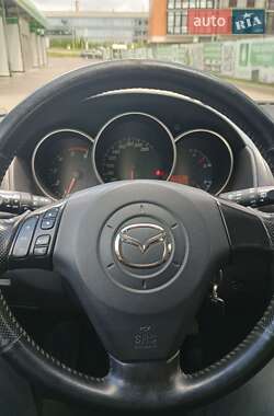 Хэтчбек Mazda 3 2004 в Ивано-Франковске