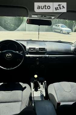 Хэтчбек Mazda 3 2006 в Днепре