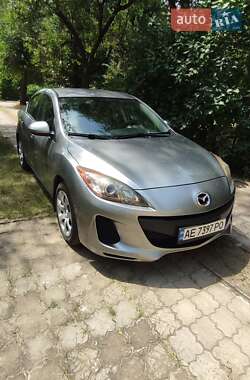 Седан Mazda 3 2011 в 