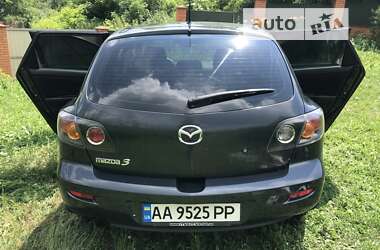 Хетчбек Mazda 3 2005 в Києві