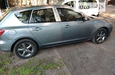 Хэтчбек Mazda 3 2003 в Нежине