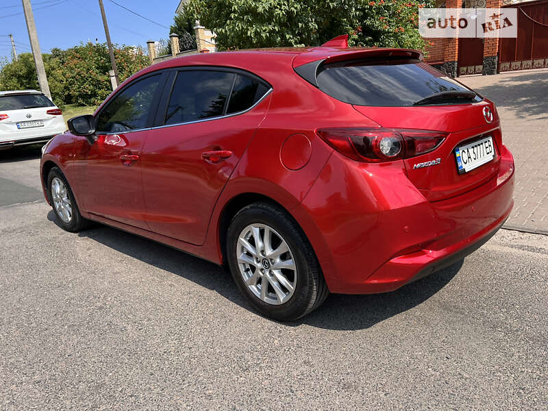 Хэтчбек Mazda 3 2017 в Черкассах