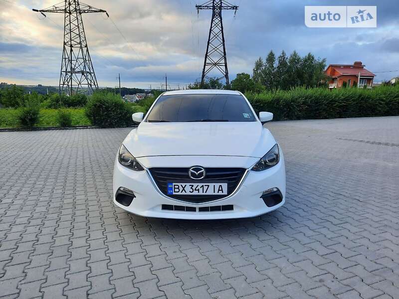 Хэтчбек Mazda 3 2015 в Черкассах