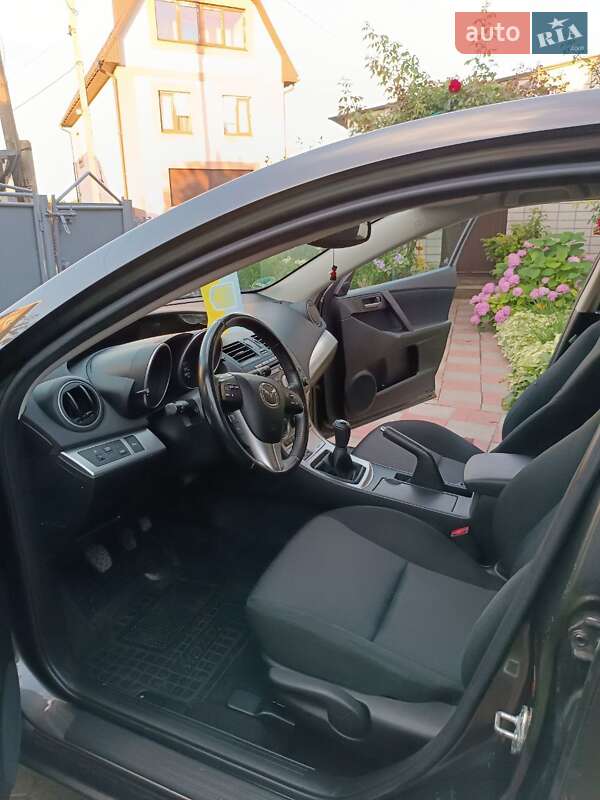 Хетчбек Mazda 3 2009 в Калинівці