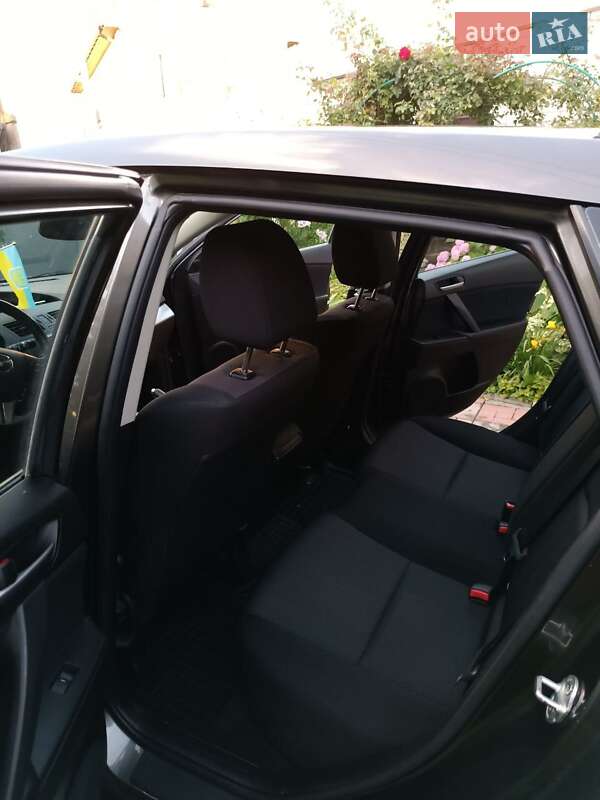 Хетчбек Mazda 3 2009 в Калинівці