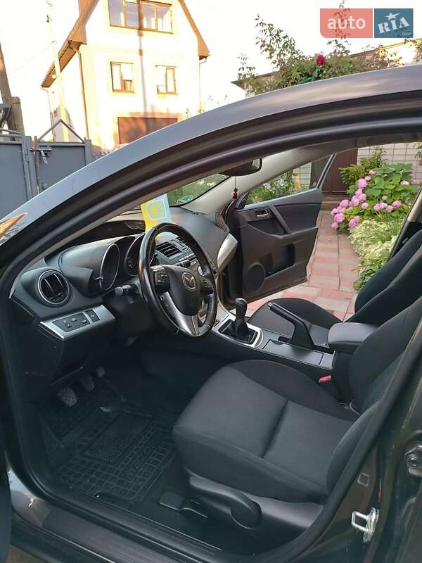 Хетчбек Mazda 3 2009 в Калинівці
