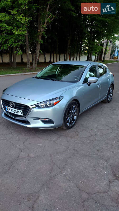 Хэтчбек Mazda 3 2018 в Жмеринке